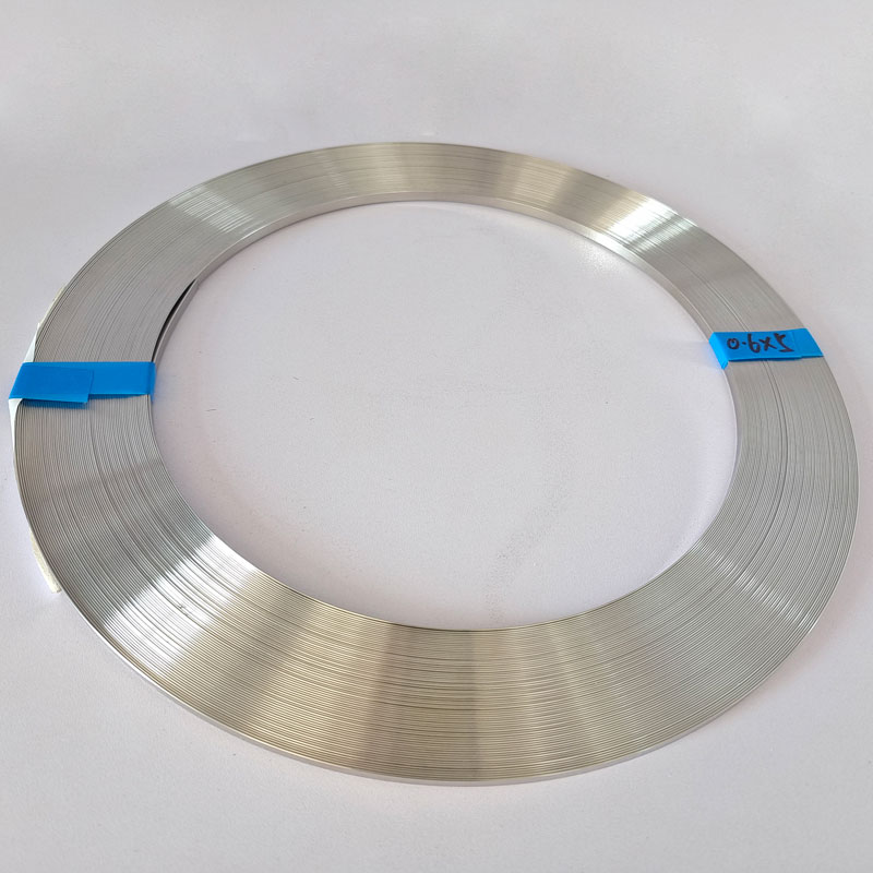 Strip stainless steel berkinerja tinggi
